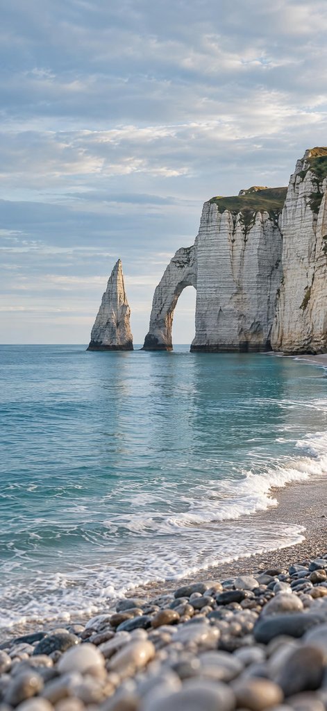Étretat in Turquoise